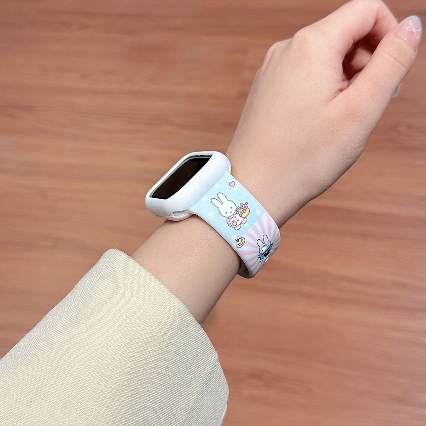 Dopamin Rengi Miffy Silikon sa - Apple Watch Band incelemesi ve fiyatı